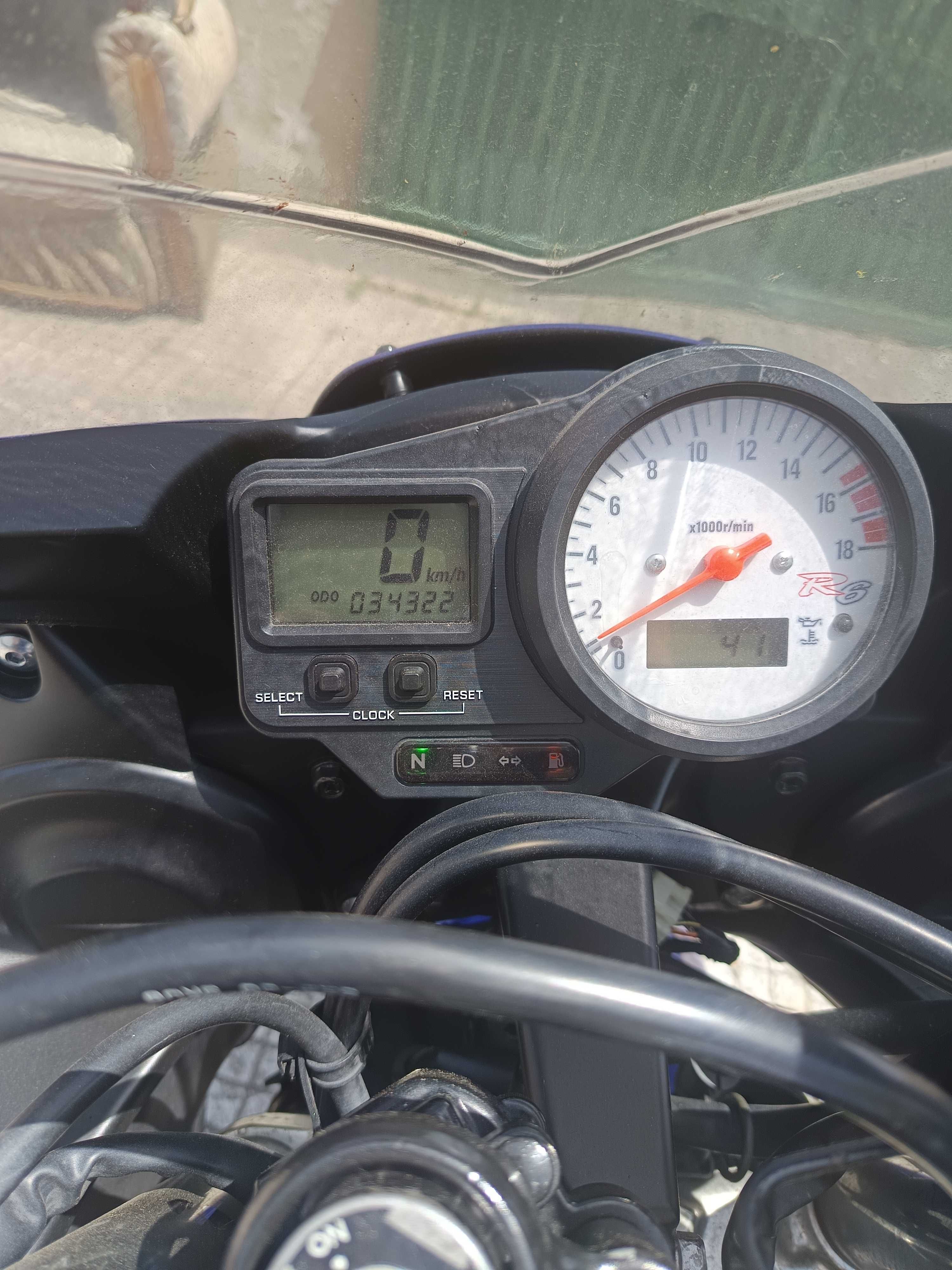 Yamaha R6 ano 2000