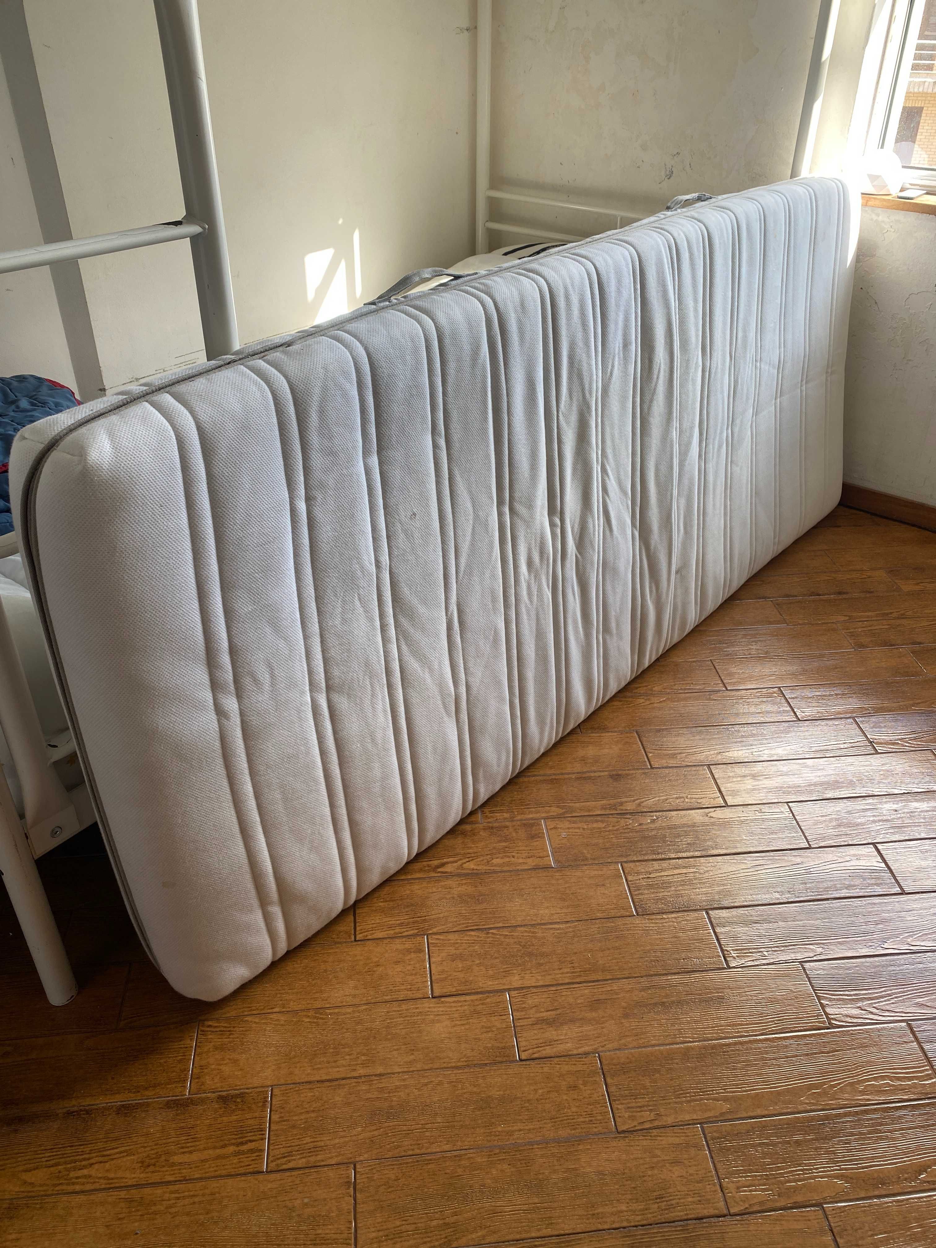 Colchão IKEA- MALVIK -  Como Novo 80 X 200cm