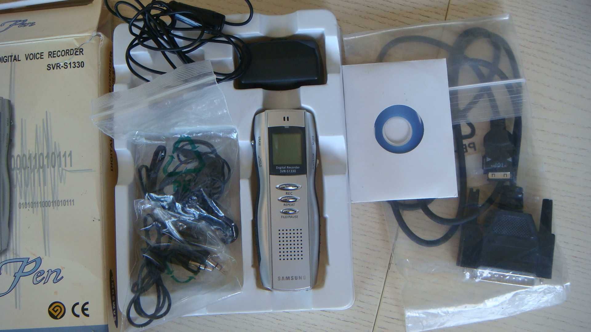 SVR-S1330 Samsung,Диктофон