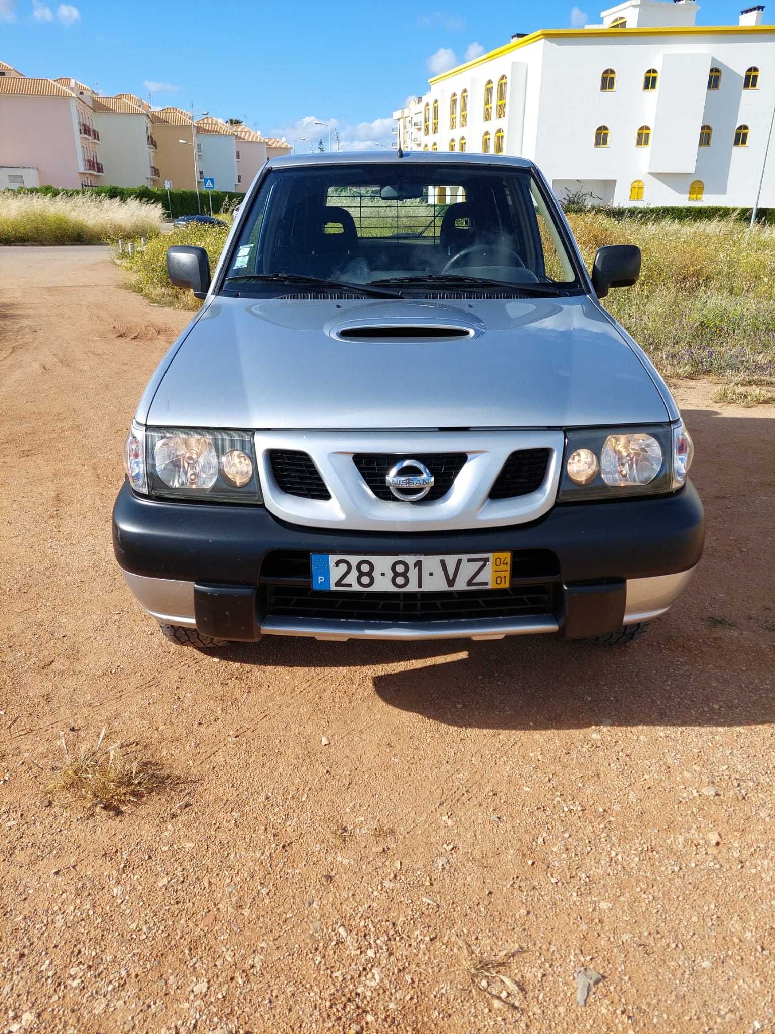 Nissan Terrano II