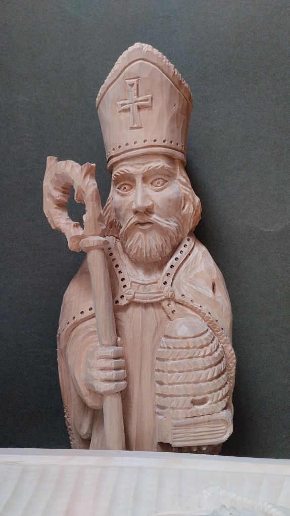 Św Ambroży patron pszczelarzy rzeźba drewno lipowe