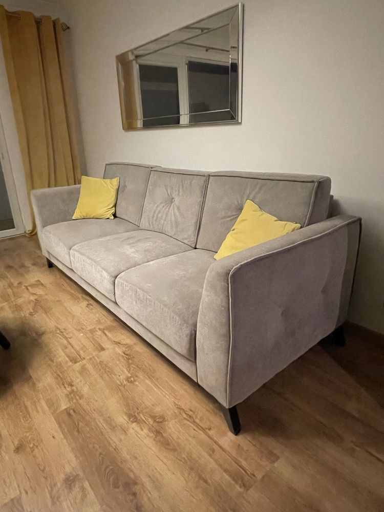 Rozkladana sofa 2,4m x 1m stan jak nowa