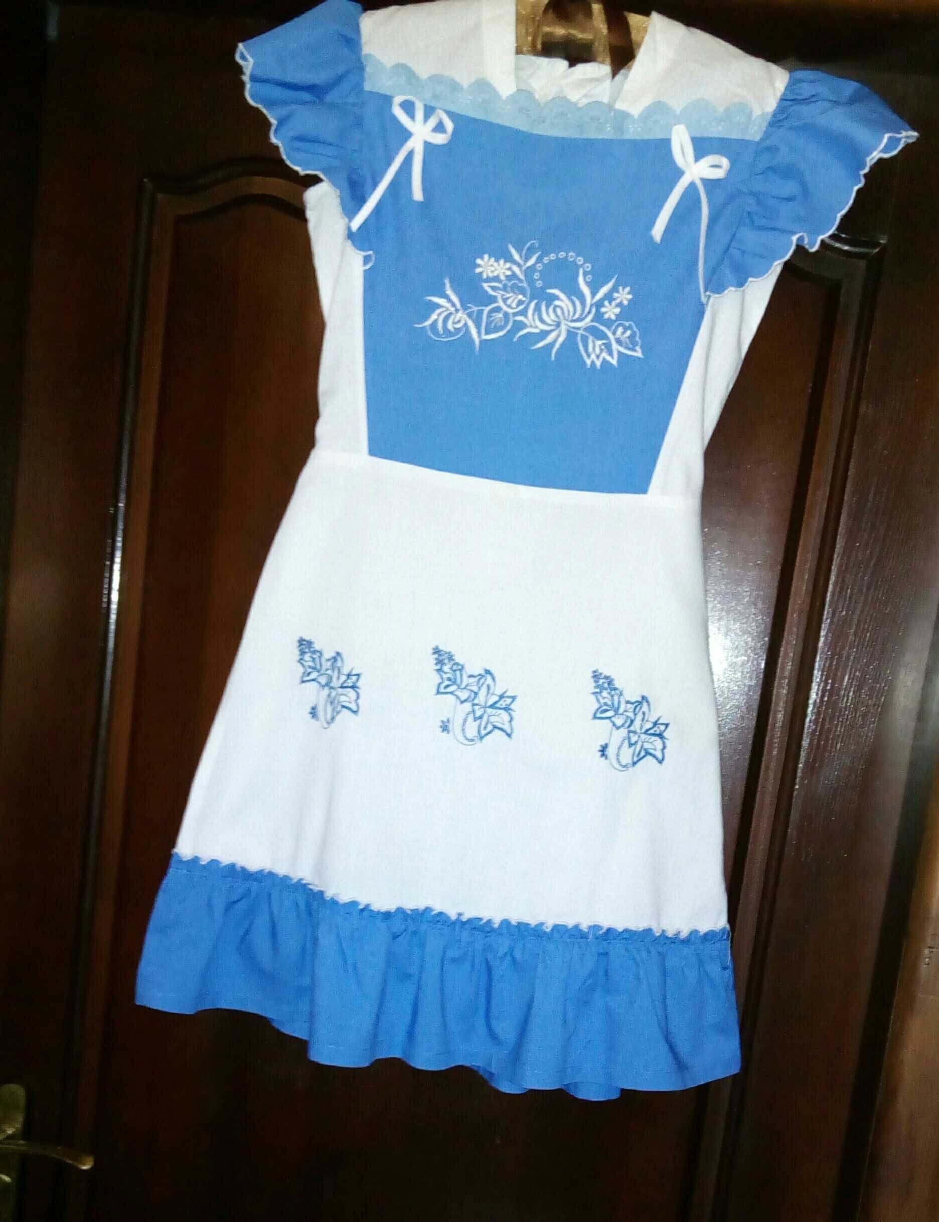 Нарядное детское платье импортного производства для девочки