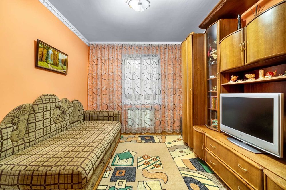 Пропоную для купівлі 3 кімнатну квартиру на вул.Леонтовича