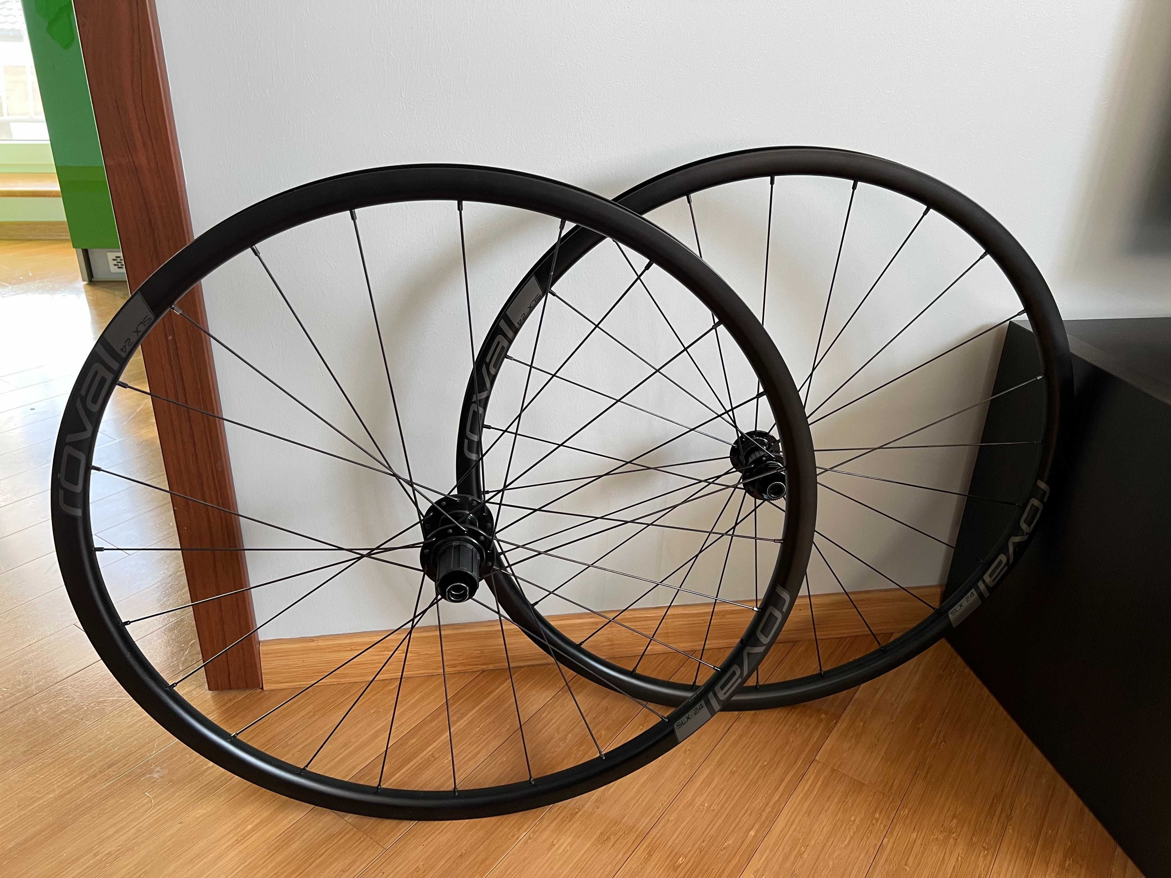 Koła szosowe Roval SLX24 Disc Centerlock 1776 gr. komplet P+T