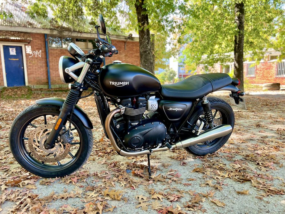 Triumph street twin 900