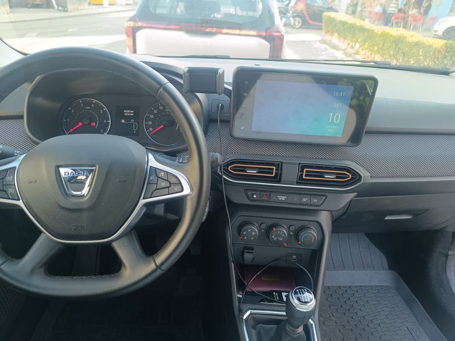 Dacia Sandero 11/2022 full extras, como NOVA!