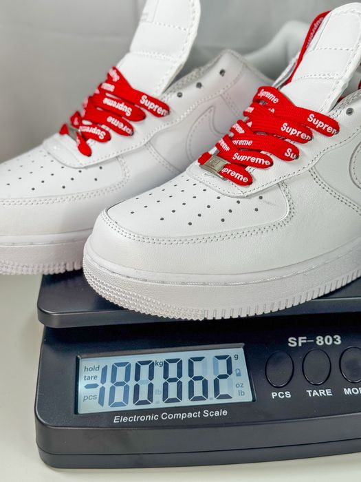 Nike Air Force 1 x Supreme – Edição Limitada, Tamanho 43