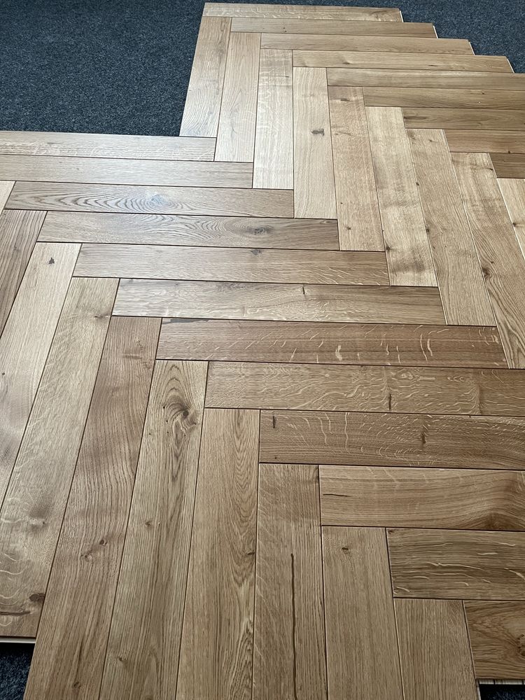 Podłoga Drewniana Jodełka Dąb Rustic, 4faza, 15x90x600mm, Olejowosk UV