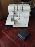 Оверлок Singer 14SH654