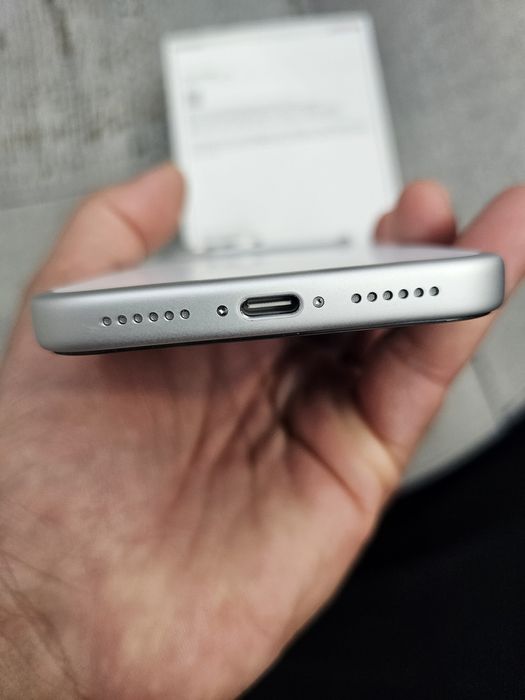 Iphone 17 pro max...1tb