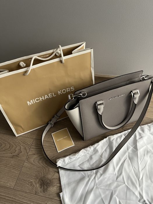 Szara skórzana oryginalna torebka Michael Kors Selma