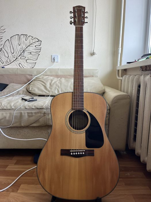 Акустична гітара Fender cd100