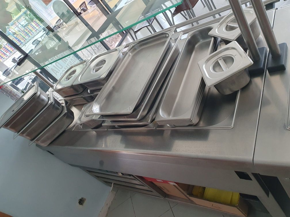 Vendo lote de tabuleiros em inox para vitrine de buffet aquecida