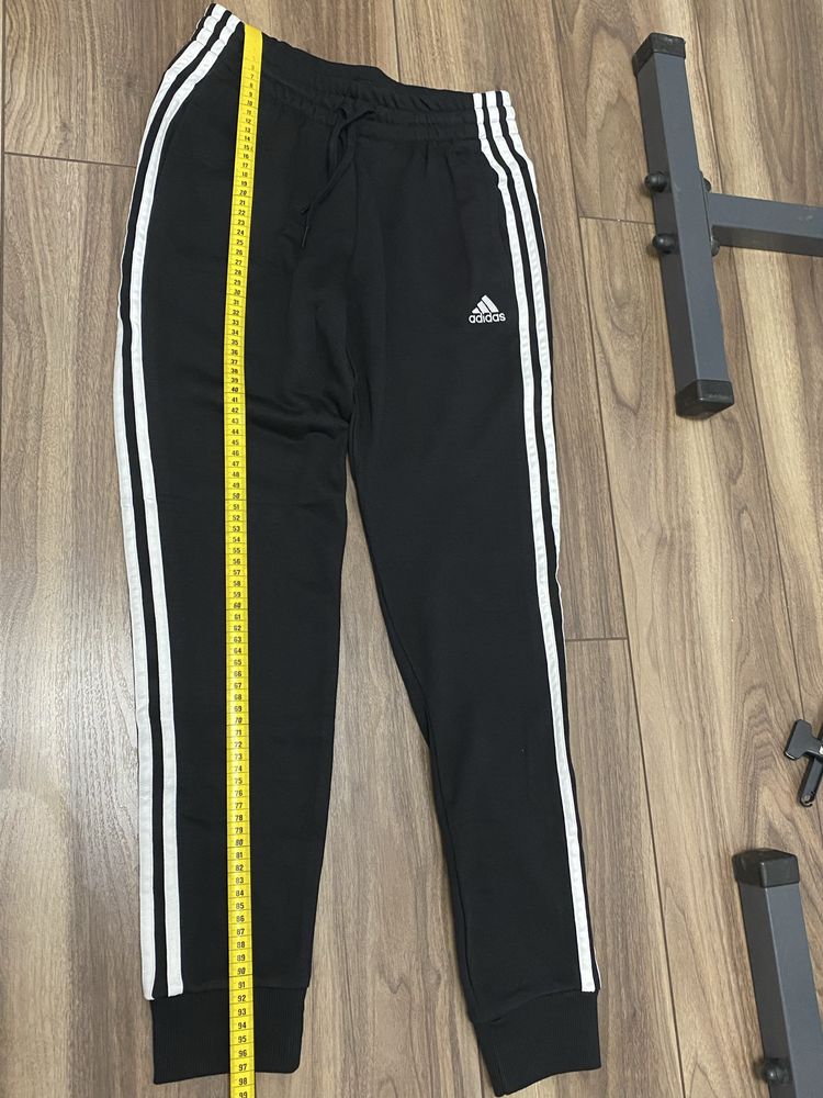 Spodnie dresowe adidas