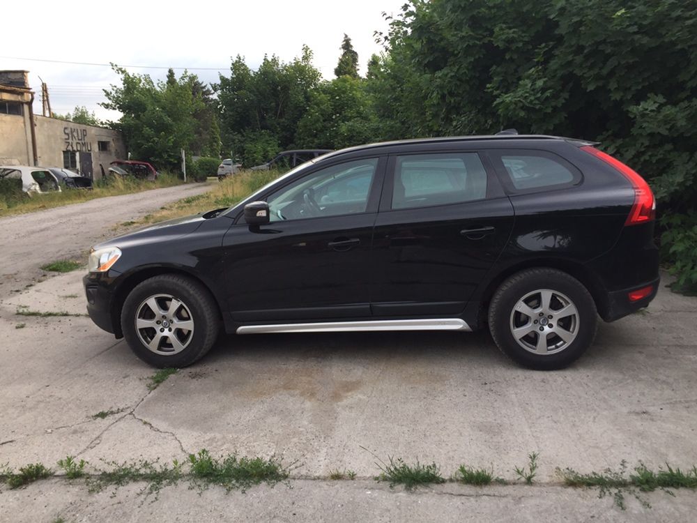 Volvo Xc60 2.4 diesel na czesci Czarny