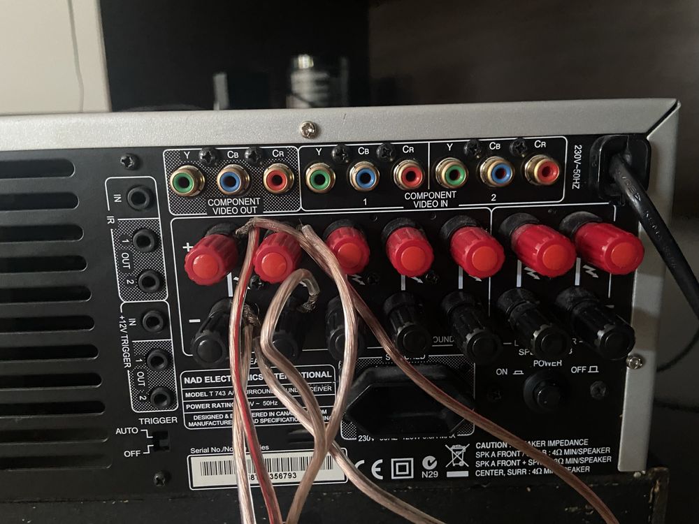 Wzmacnacz NAD T 743