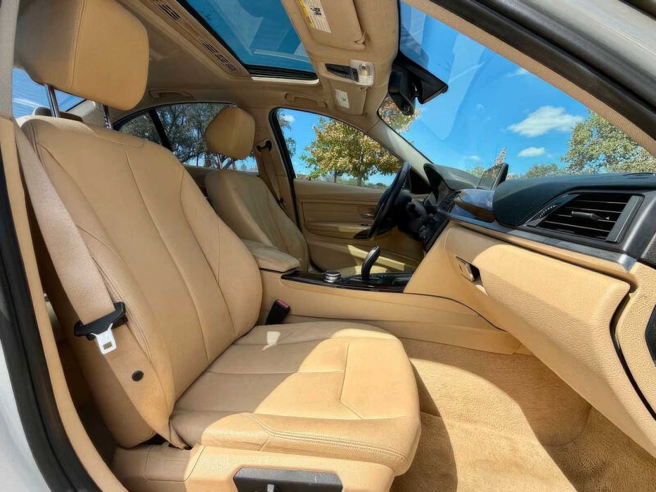 BMW 3 Series 328i      2015