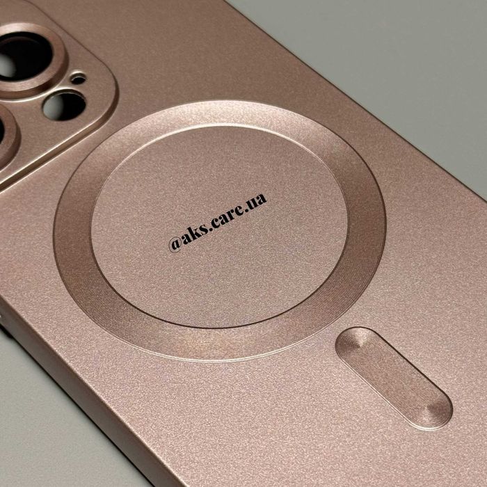 Рожевий силіконовий чохол MagSafe магніт протиударний з лінзами iPhone