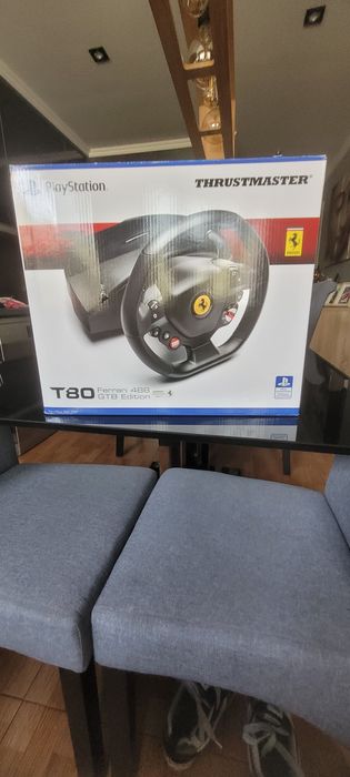 Volante ps4/5 thrustmaster