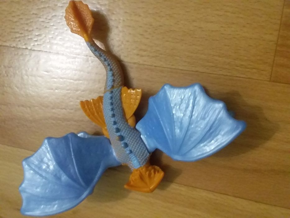 Игрушки из Макдональса