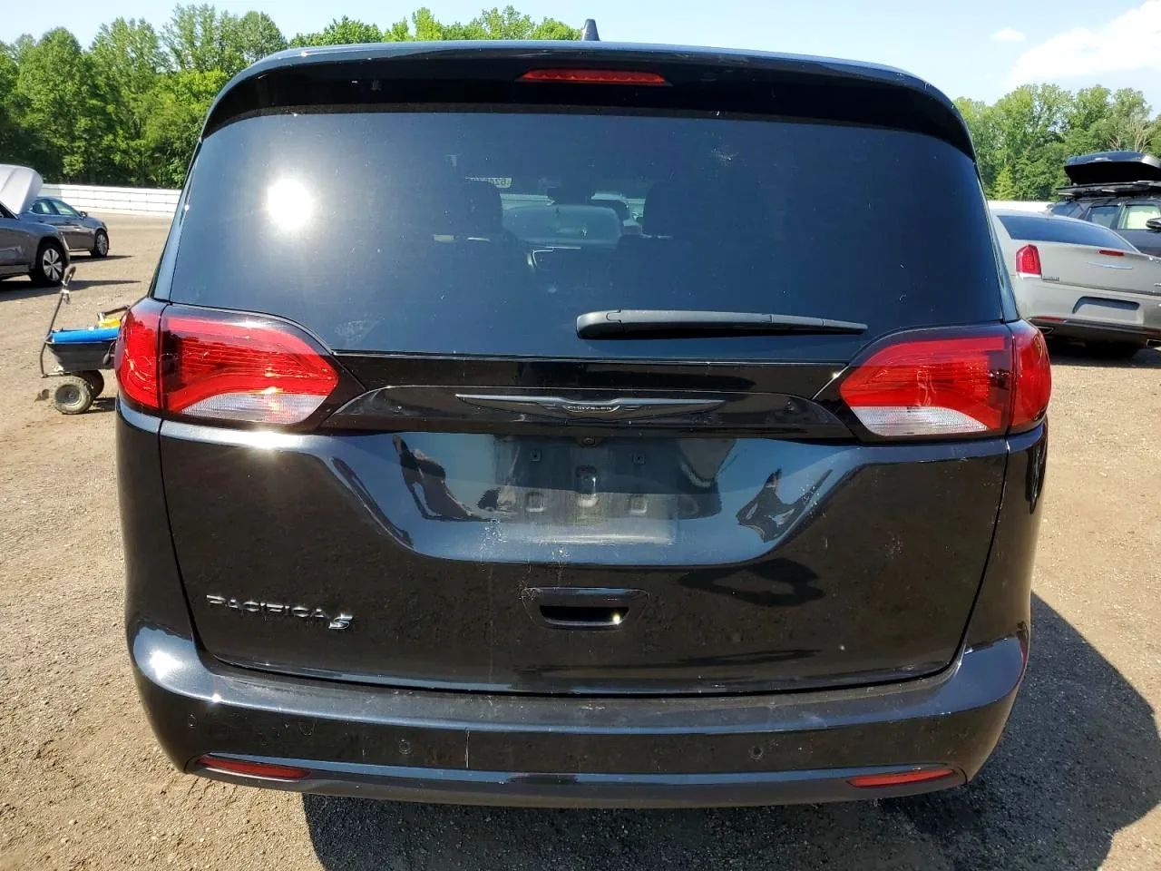 Chrysler Pacifica 7 osobowaa TOURING L PLUS S line 3,6 V6 /Posiadamy również inne modele