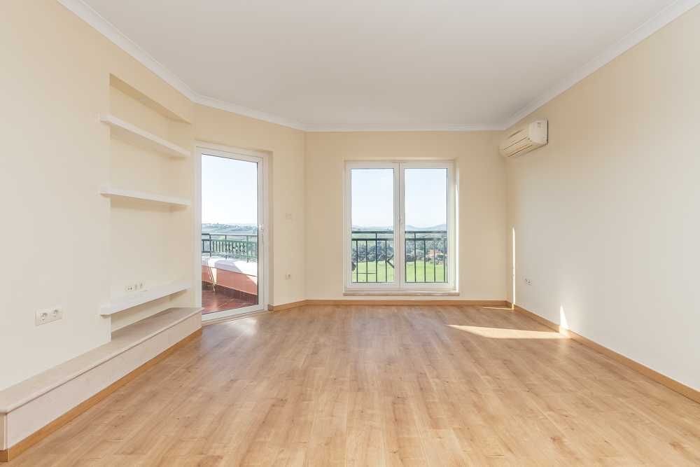 Penthouse T2 no Campo Real / Torres Vedras com vista fabulosa!