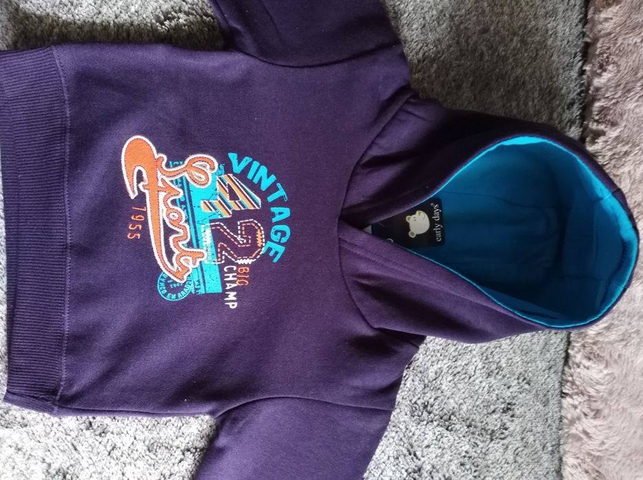 Bluza chłopięca fiolet z kapturem nowa