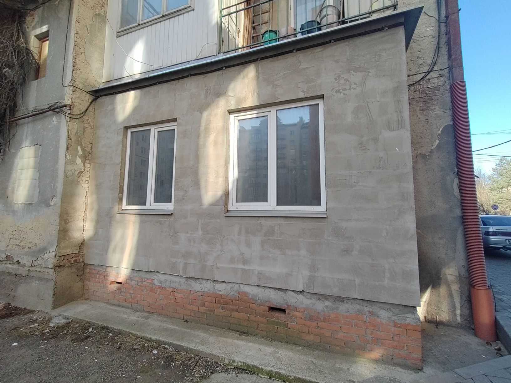 Продам 1-тну квартиру під інвестицію по вул. Незалежності 148