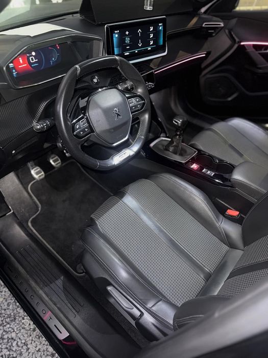 PEUGEOT 2008 GT Line Blue HDI DE 2021