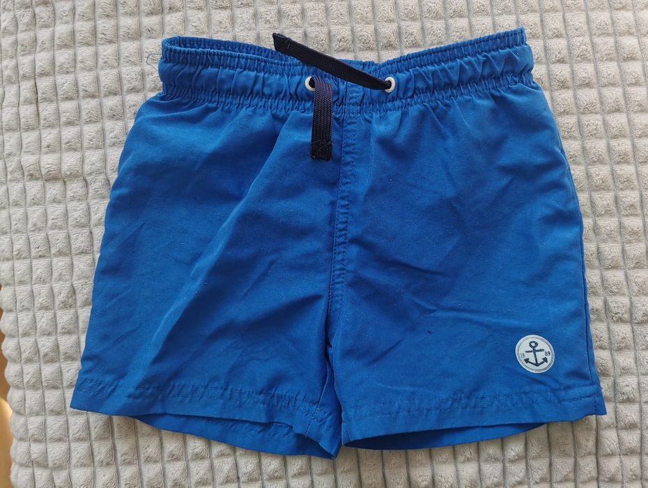 Kąpielówki r. 98/104