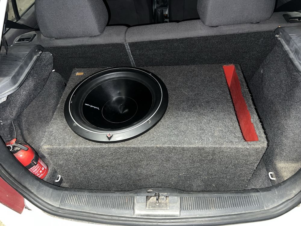 Subwoofer rockford fosgate punch P3D4-15”