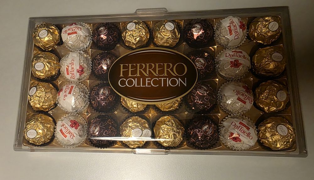 Ferrero Collection 359 г (32 шт.)