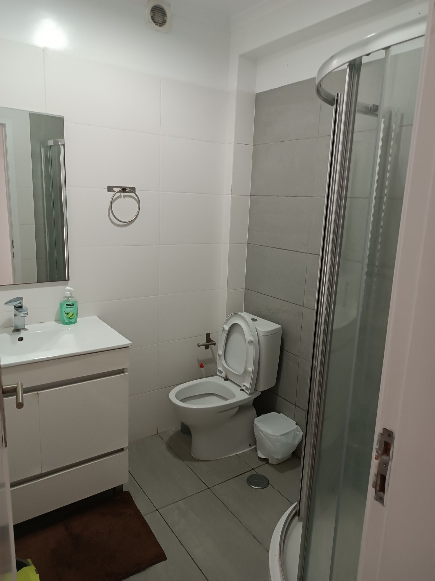 Quarto Cacém CASAL BRASILEIRO