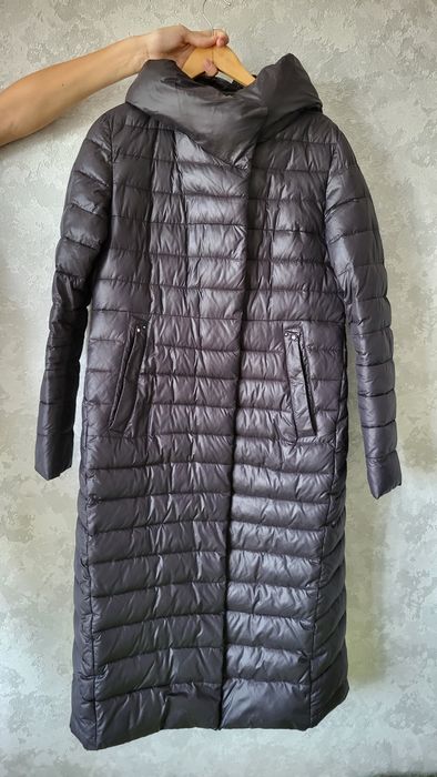 Жіночий пуховик.