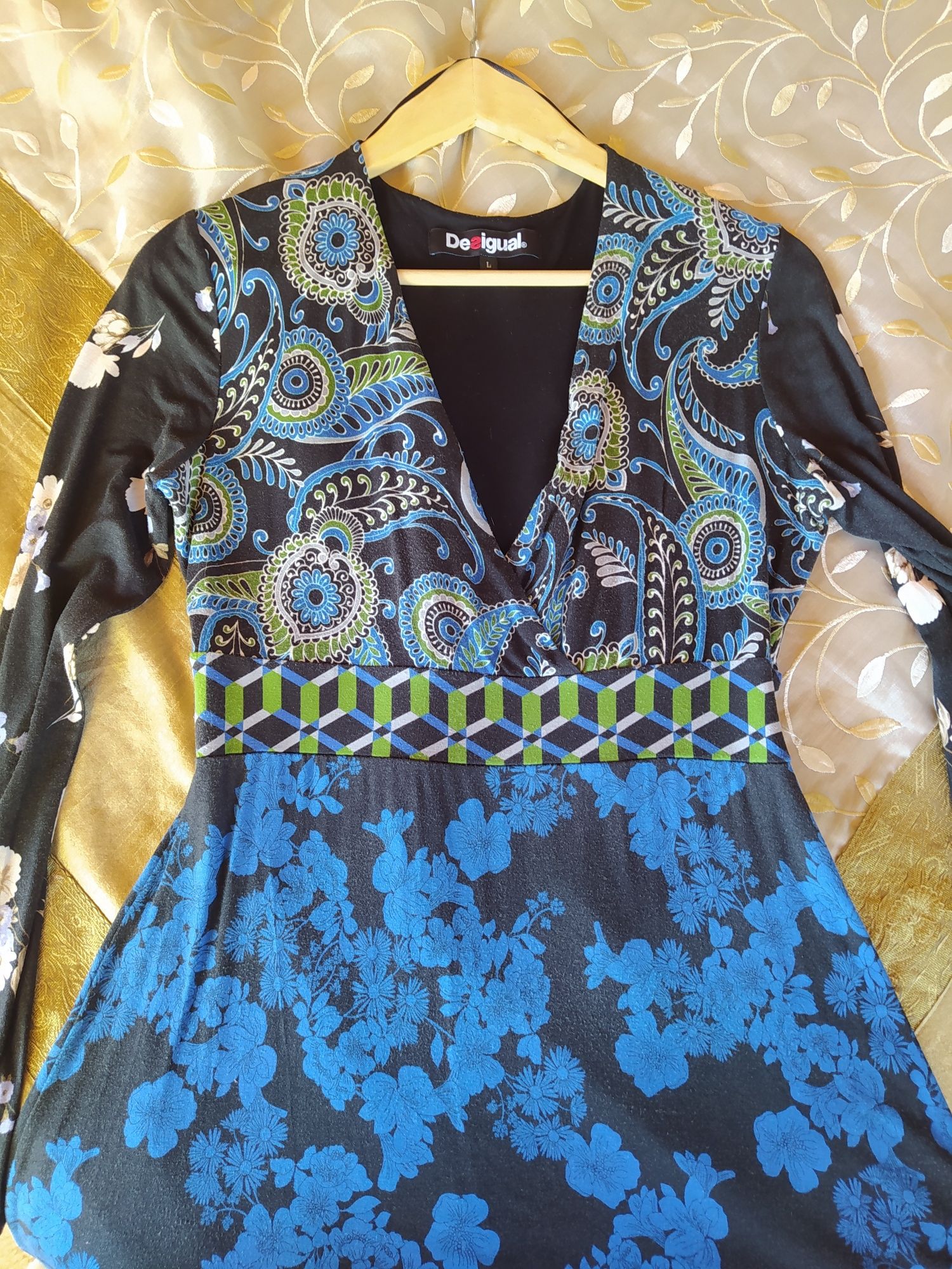 Vestido marca Desigual