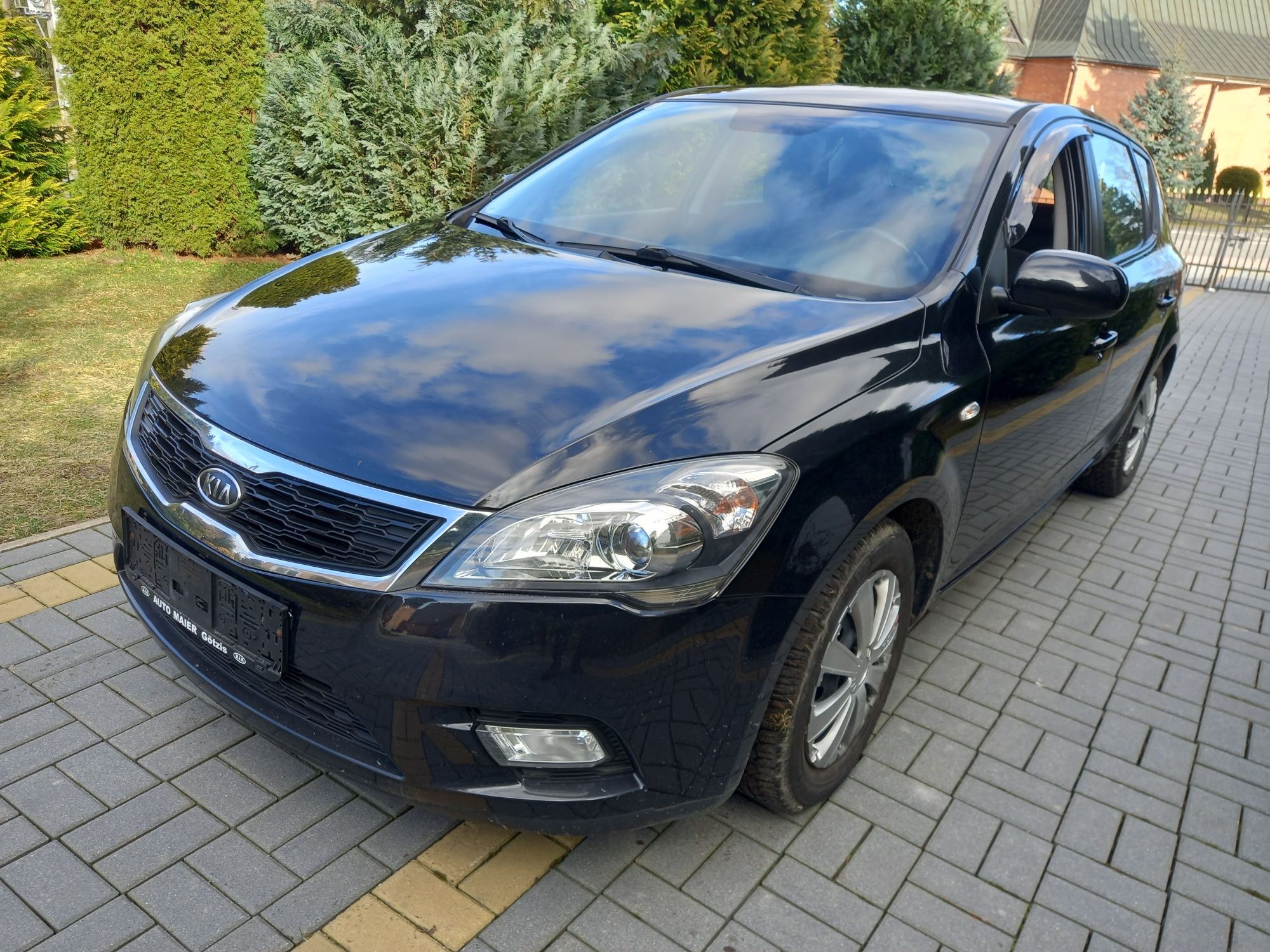 Kia ceed 1.4b 109koni 2011rok lift 161tys przebieg