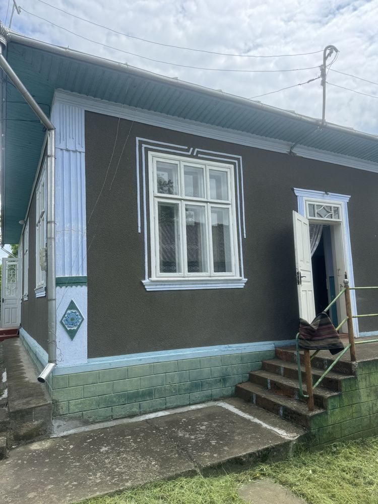Продається будинок в хорошому стані