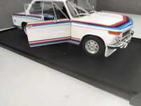 Miniaturas de carros 1.18