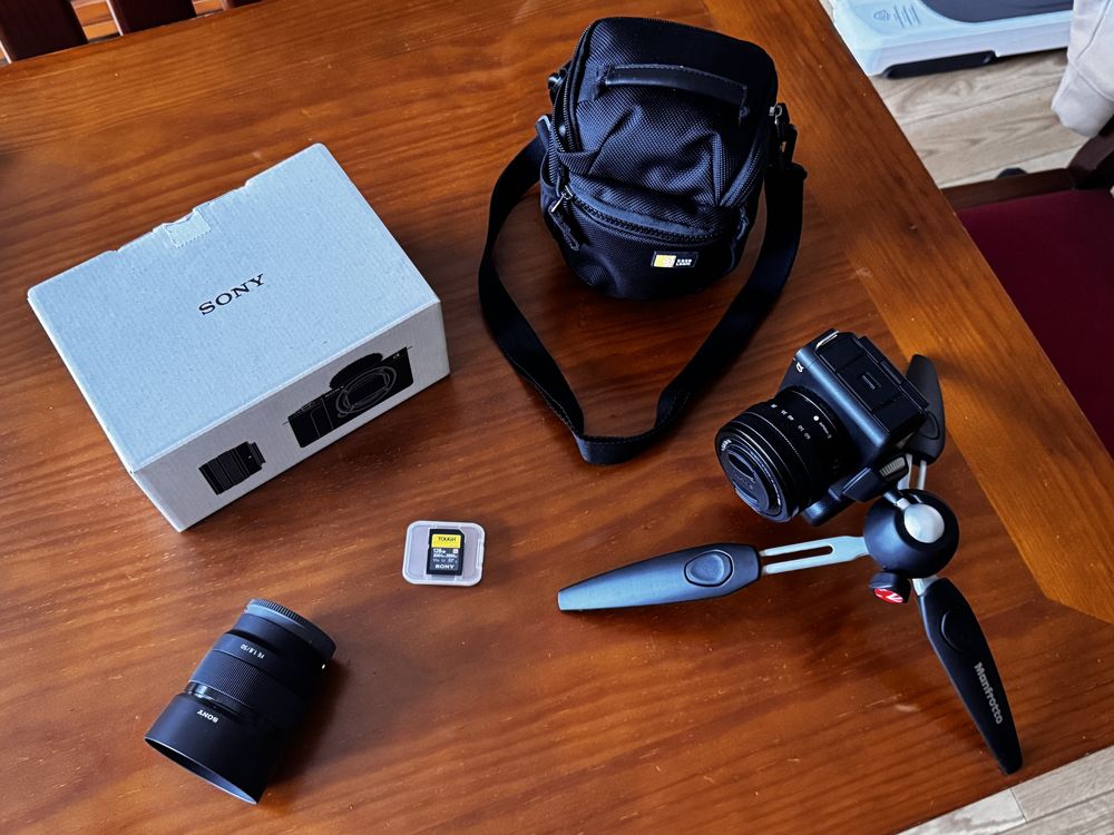 Sony ZV-E1 (rigorosamente nova) e com acessorios