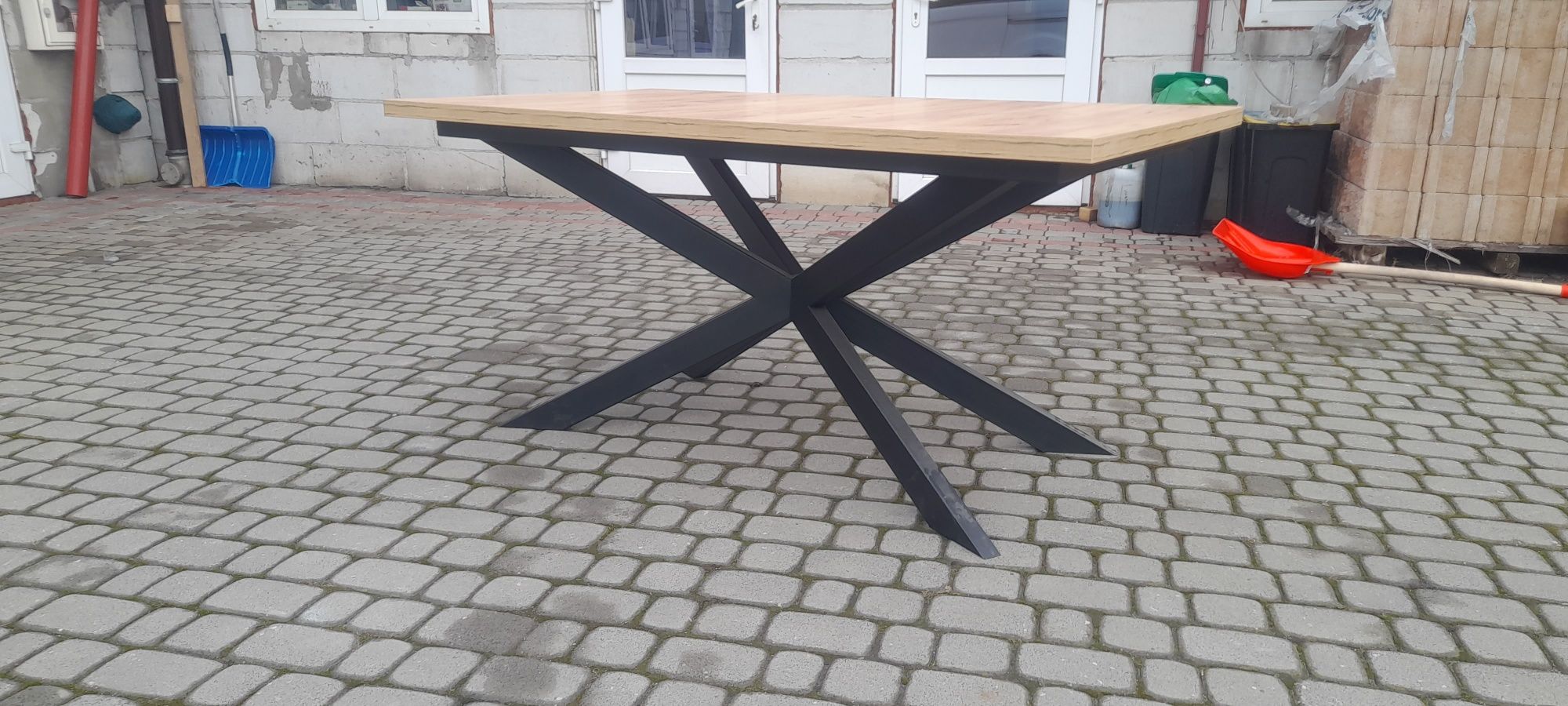 Stół pająk metal loft