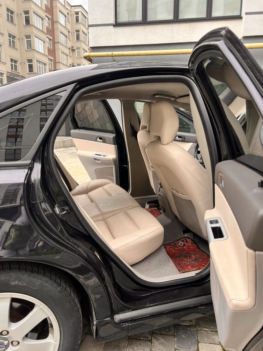 Volvo S40 седан авто