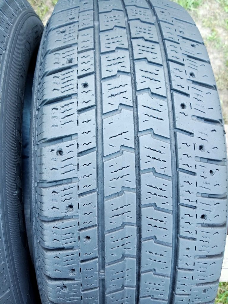 225 65 r16 Good Year 2022p