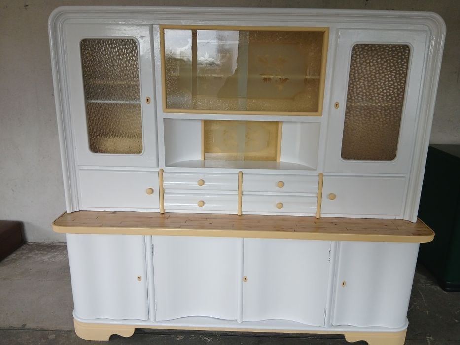 Sprzedam kredens, byfyj.