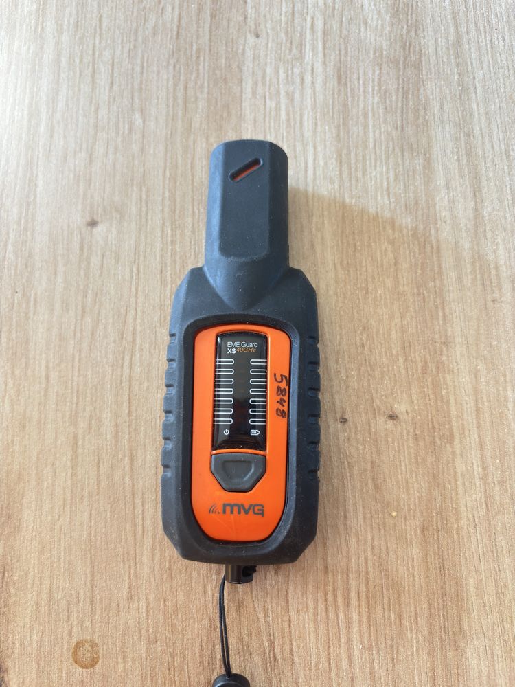 Miernik pola elektromagnetycznego