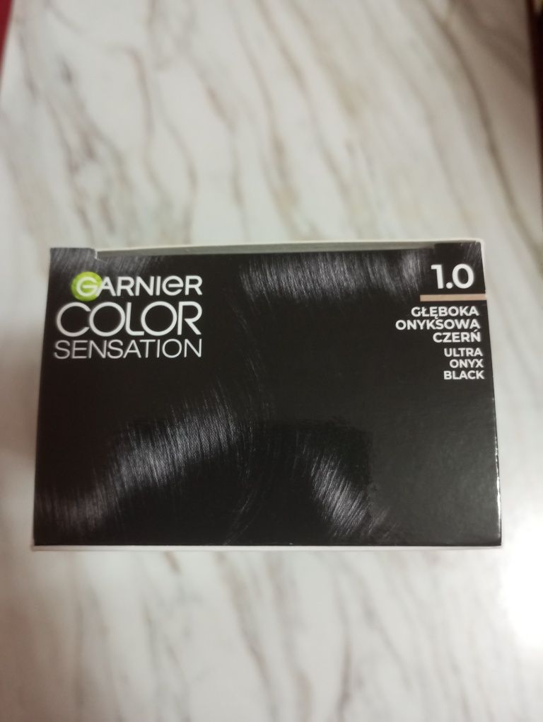 Farba do wlosów głęboka czerń Garnier