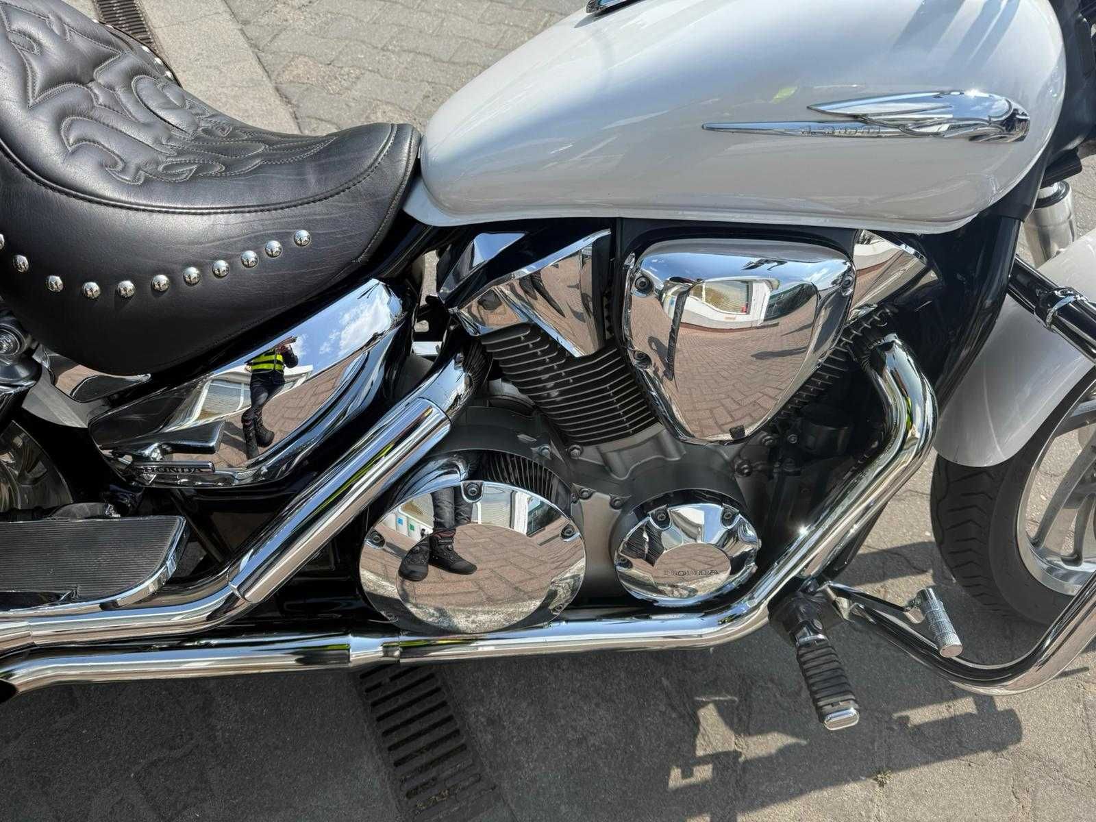 honda VTX1300 custom