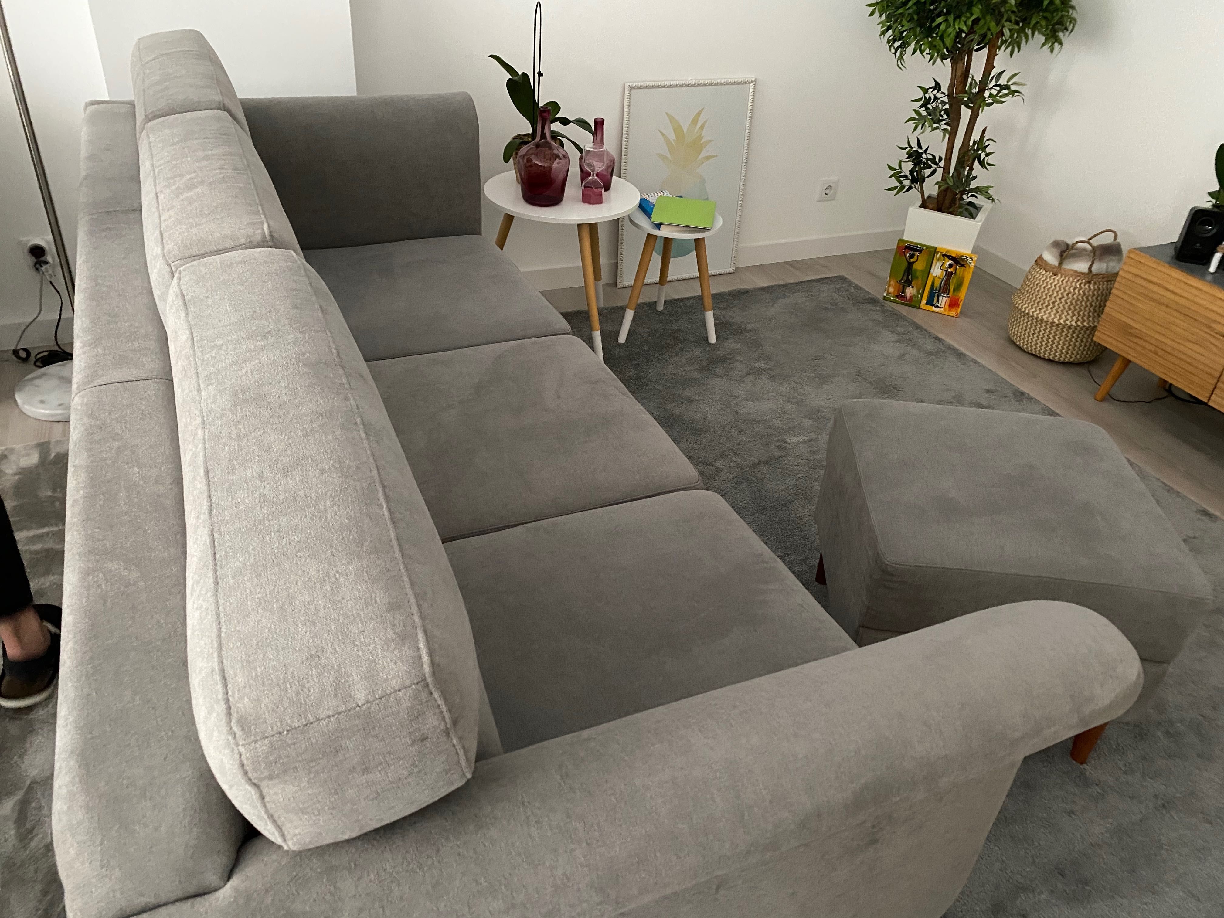 Sofá de 3 lugares com chaise longue modular