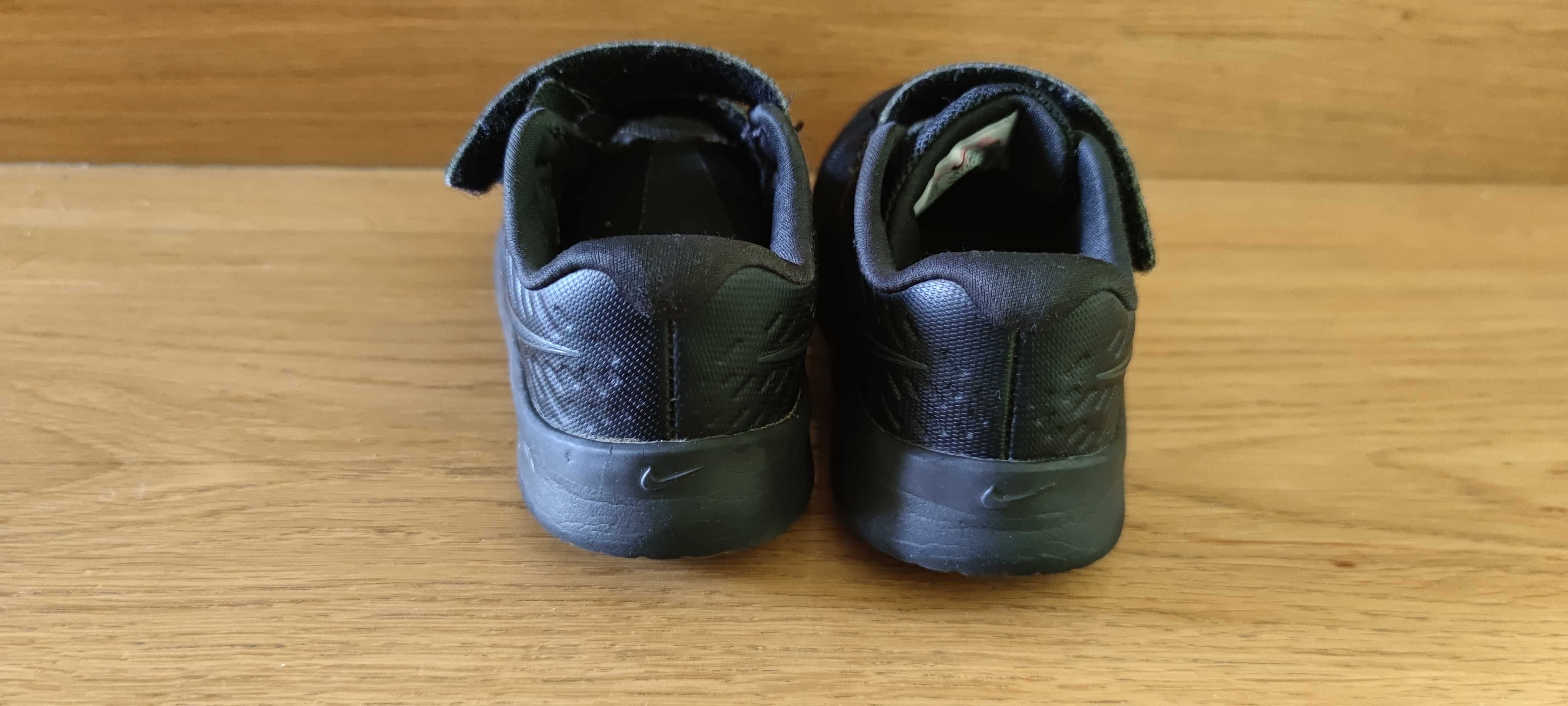 Jak nowe Nike 26 lekkie buty wiosenne adidasy dla chłopca