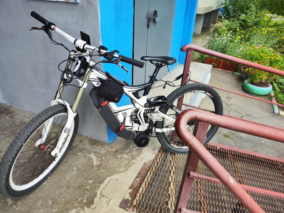 Електро велосипед specialized demo 8 fsr